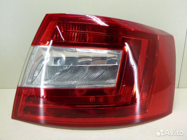 Фонарь задний правый Skoda Octavia A7