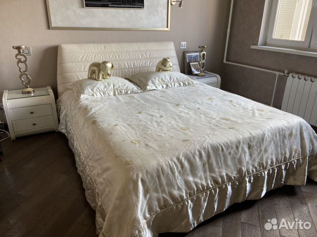 Кровать двуспальная Кровать двуспальная