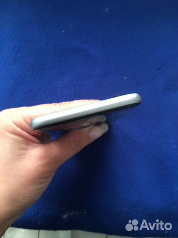 Телефон iPhone 6s Телефон iPhone 6s
