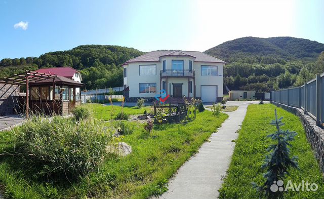 Дом 625.5 м² на участке 10.5 сот. Дом 625.5 м² на участке 10.5 сот.