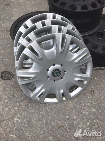 Диски с колпаками R16, 5x112, стояли на Шкоде Окта