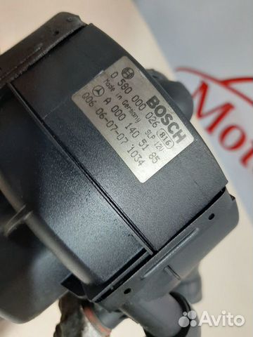 Насос продувки катализатора Mercedes A0001405185 Насос продувки катализатора Mercedes A0001405185