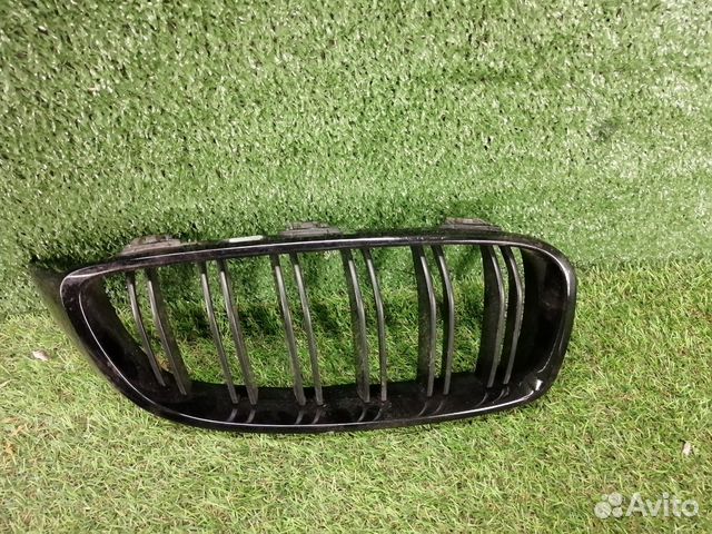 Решетка радиатора правая бу BMW 4 F32 OEM 7294814
