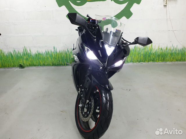 Электромотоцикл Yamaha R3 Электромотоцикл Yamaha R3