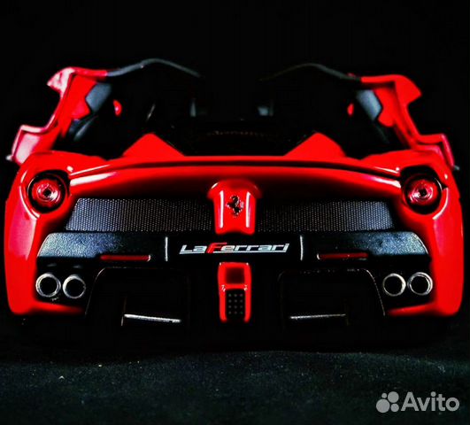 1:18 Ferrari LaFerrari Bburago Signature Series