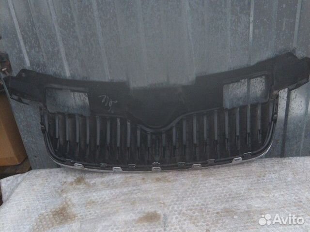 Решотка радиатора Шкода Фабия 07-09г.в Решотка радиатора Шкода Фабия 07-09г.в