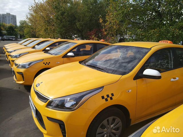 Приглашаем на работу водителей такси / без аванса