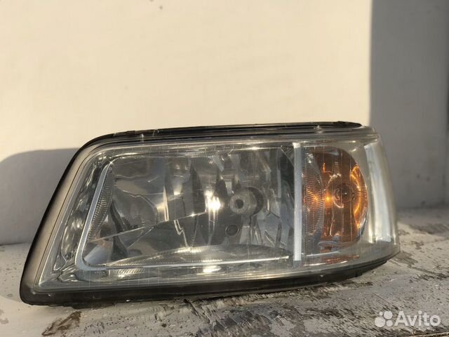 Фара transporter T5 правая и левая
