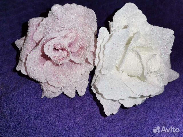 Снежные розы