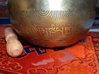 Тибетская поющая чаша Ом, 15 см, Непал