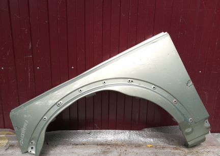 Land rover discovery 3 крыло переднее левое