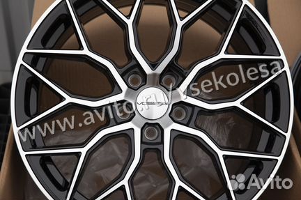Комплект новых дисков R19 дизайн Vossen hf2 BP