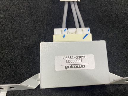 Антена 86681-33020 Toyota Camry 70