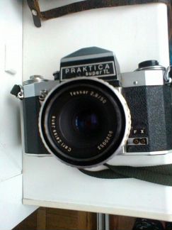 Плёночный фотоаппарат 