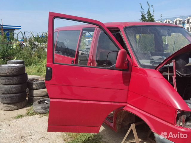 Дверь, Фольксваген Т-4