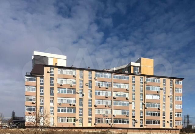 2-к. квартира, 50 м², 1/6 эт.