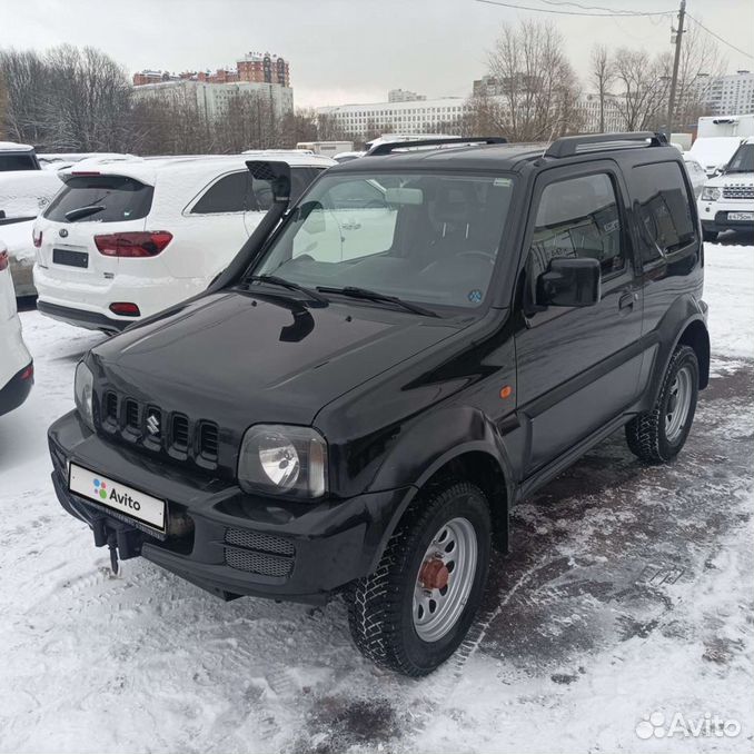 Сузуки джимни бу механика. Судзуки джимни 2012 года. Suzuki jimny полоса. Сузуки джимни серый. Сузуки джип черный.