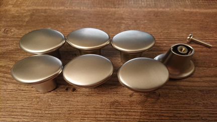 Ручки для мебели