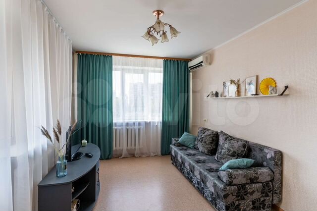 2-к. квартира, 50 м², 6/9 эт.