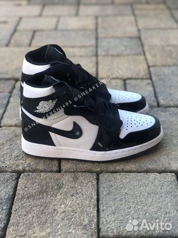 Кроссовки Nike Air Jordan 1