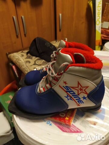 Лыжные ботинки