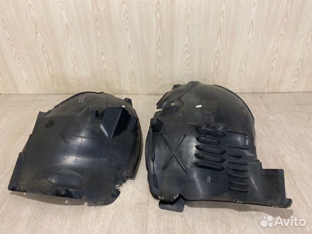 Подкрылок передний правый Mercedes Benz S500L W220