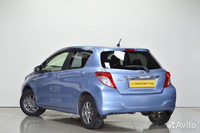 Toyota Vitz 1.0 CVT, 2013, 93 000 км