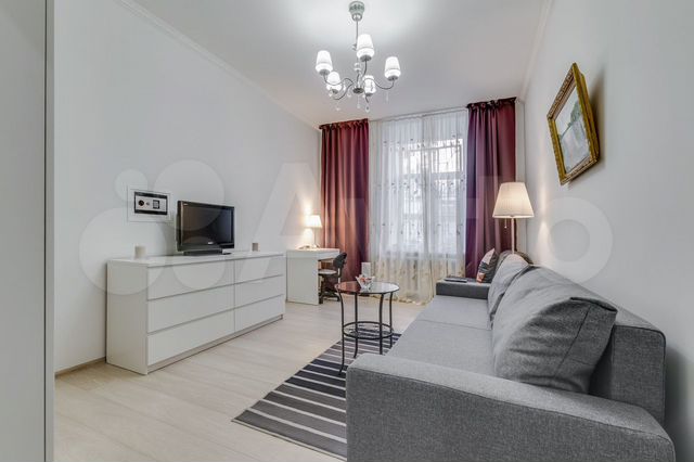 2-к. квартира, 49 м², 1/6 эт.