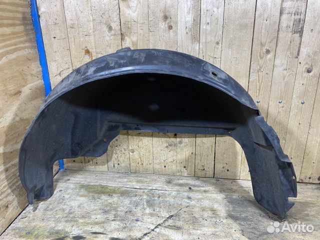 Подкрылок задний левый Ford Mondeo 3