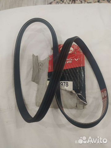 Ремень поликлиновый Gates 4PK978