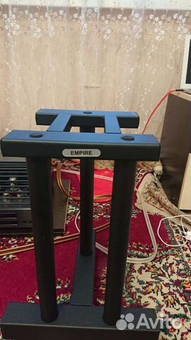 Стойки для акустики