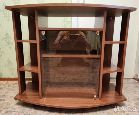 Тумба под телевизор