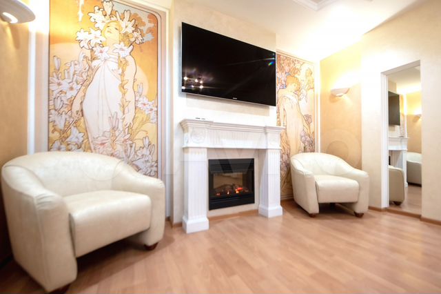 3-к. квартира, 102 м², 4/9 эт.