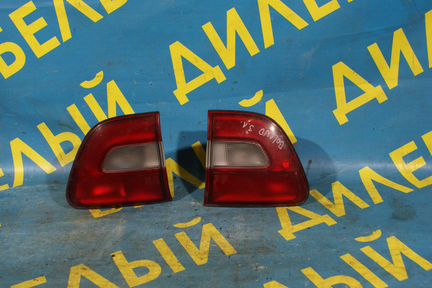 Фонарь задний в крышку багажника Suzuki Baleno