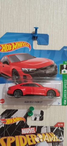 Машинка hot wheels