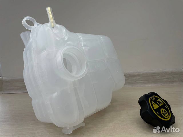 Бачок ож Opel Z16XER Z18XER