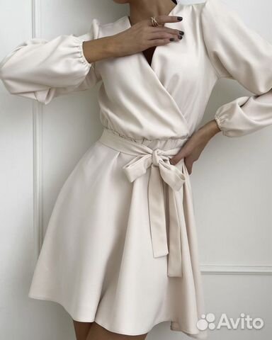 Стильное мини-платье