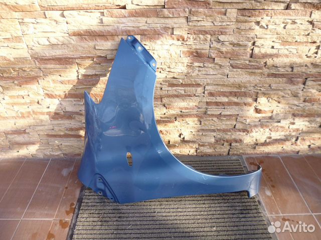 Тойота Ярис крыло переднее правое 2006-2011