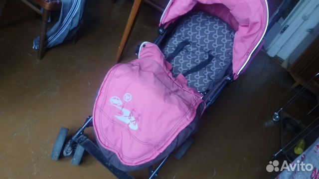 Прогулочная коляска