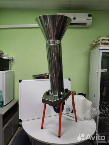 Измельчитель фруктов и овощей 1.1 кВт Hobbi Juice