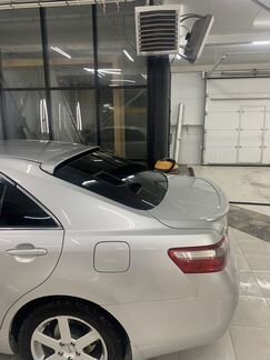 Задний спойлер камри 40