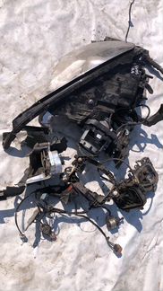 Правая фара на запчасти Туарег NF 2015 г. ксенон