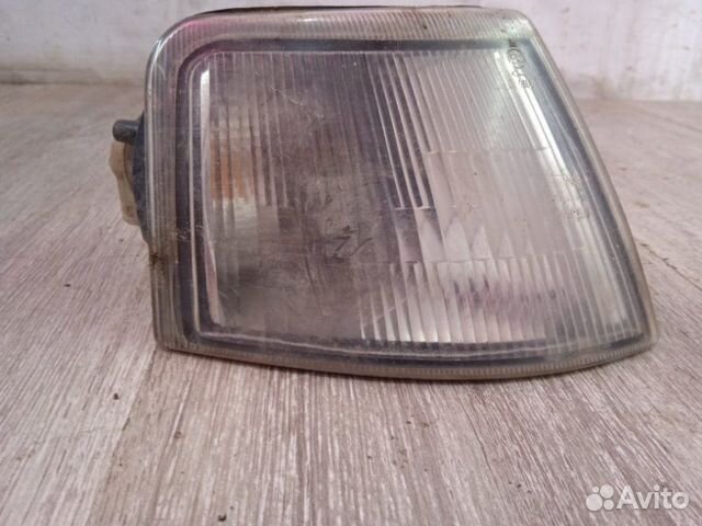 Указатель поворота передний правый Seat Toledo 1