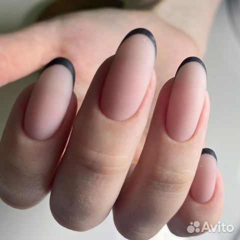 Маникюр педикюр