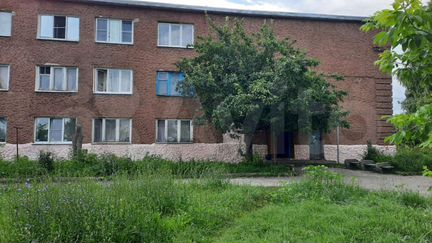 2-к. квартира, 37 м², 1/3 эт.