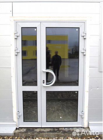 Дверь алюминиевая 1400/2100мм