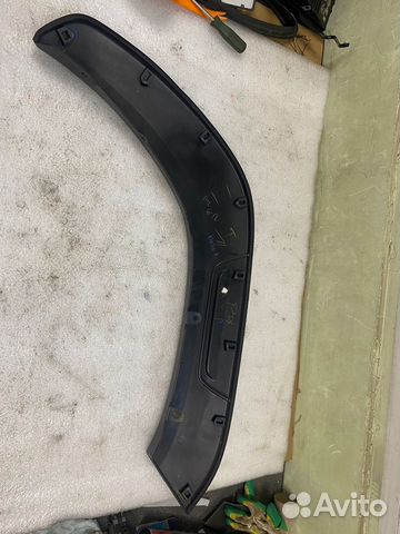 Расширитель арки левый Hilux 8 Рестайлинг