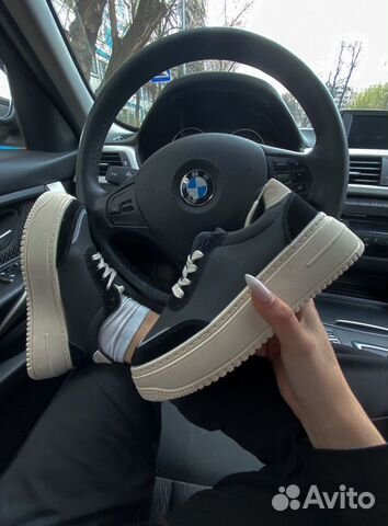 Кроссовки zara