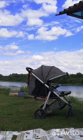 Прогулочная коляска