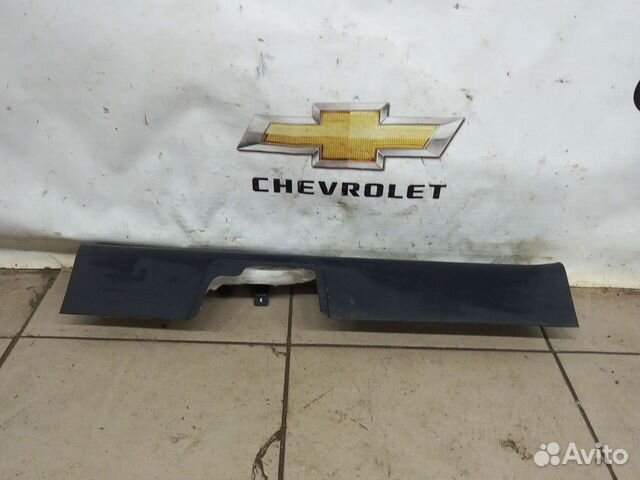 Накладка переднего правого порога Хендай ix35